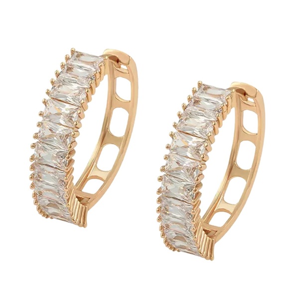 🎄 HOLIDAY PICK 🎄 LAST ONE🔥 18K Gold Plated Hoop Earrings with Baguette Zircons - Picture 1 of 8